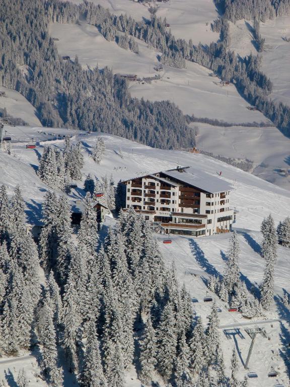 Ehrenbachhohe On Top Of The Mountain キッツビュール エクステリア 写真